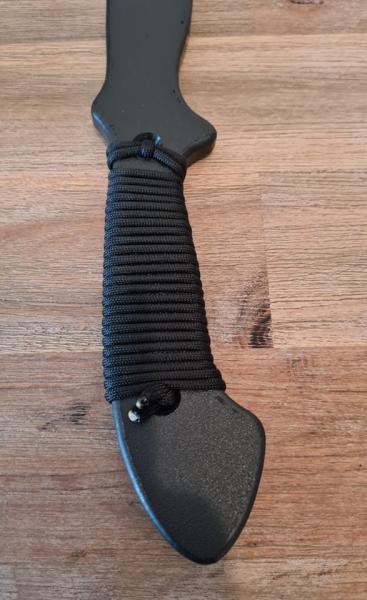 Daga mit Griffwicklung